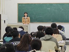 化学与化工学院组建国家奖学金获奖同学宣讲团开展优良学风专题宣讲